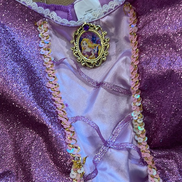 Disney’s Rapunzel costume purple in color size medium - Picture 4 of 12